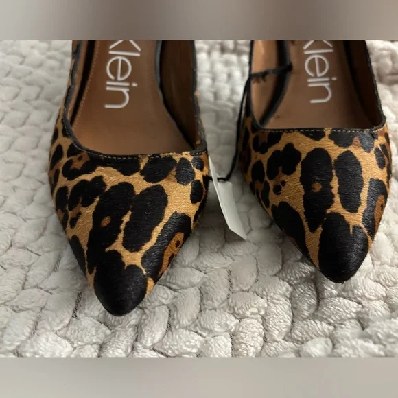 NWT size 7 Calvin Klein Brown and Black Leopard Print Stiletto Heels - Picture 5 of 7